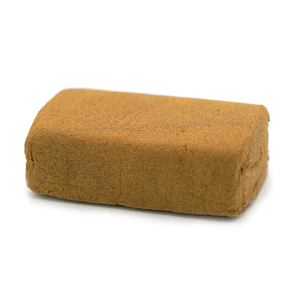 Pollen Hash CBD – Light, crumbly, and packed with natural goodness. This golden CBD hash delivers smooth effects and a subtle, earthy aroma – proudly sourced from the UK’s top CBD shop with the OriginalsCBD stamp.